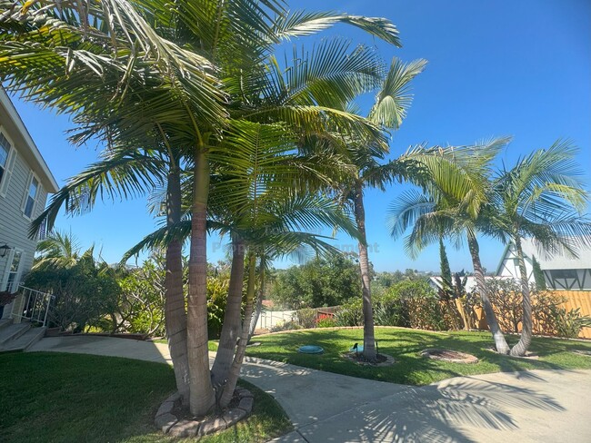 Spacious 4-Bedroom Home on Expansive Lot i... - Spacious 4-Bedroom Home on Expansive Lot i...