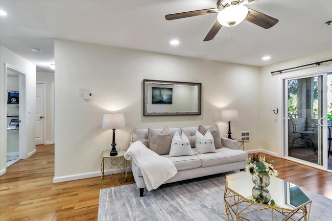 Photo - 880 E Fremont Ave Unit 722