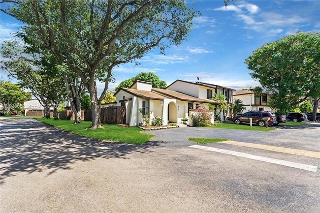 Photo - 6701 SW 129th Ct