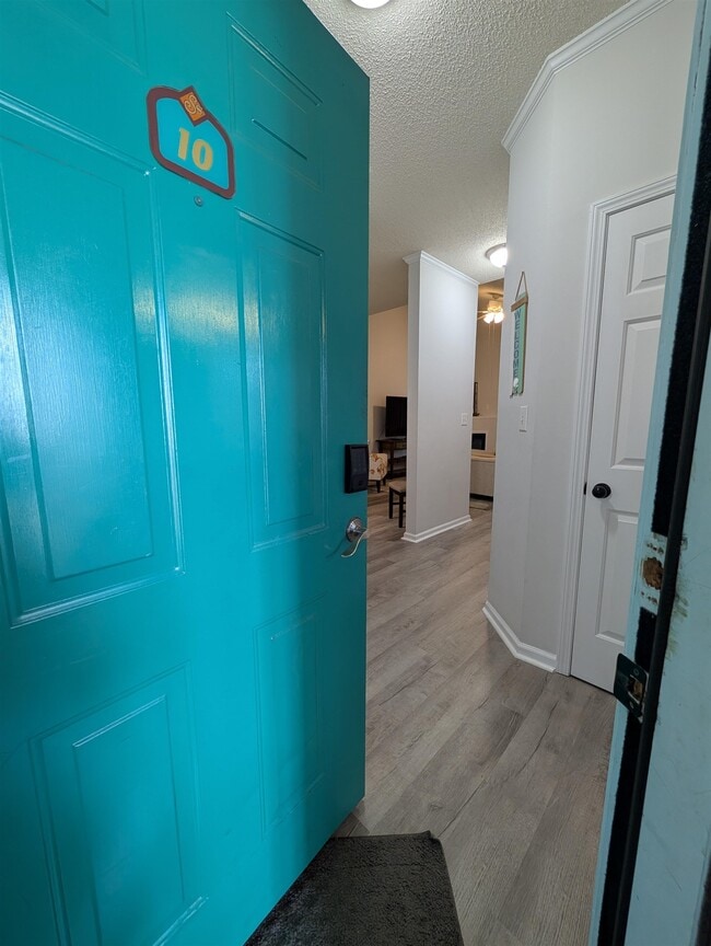 Photo - 9772 Leyland Dr