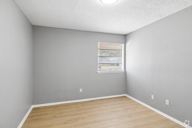 A 2BR, 1BA - 750SF - Primary Bedroom