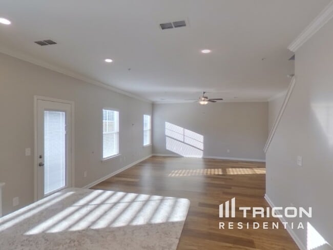 Photo - 622 Crooked Crk