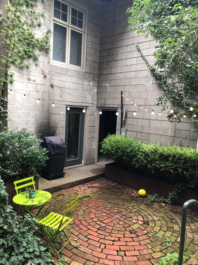 Photo - 1824 Carey Way Unit 2