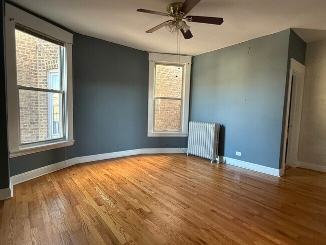 Photo - 4112 W Wellington Ave