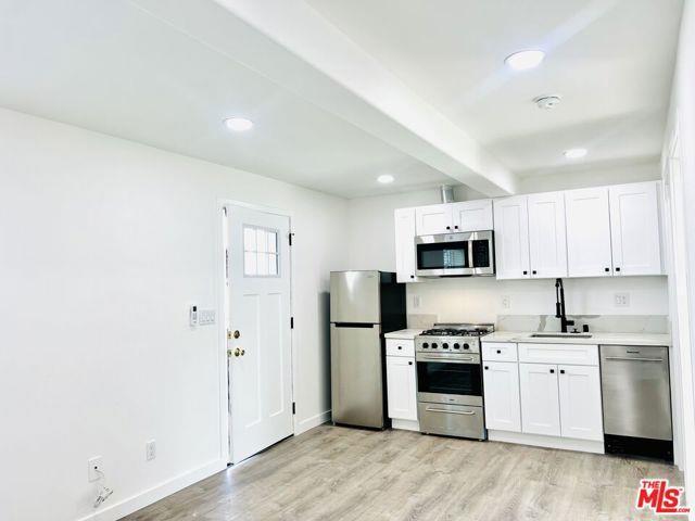 Photo - 604 E Chevy Chase Dr Unidad 1/4