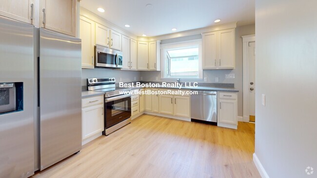 Building Photo - 3 Harris Rd Unit 1 Rental