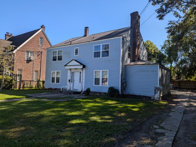 Photo - 527 Savannah Hwy Unit B - Upstairs