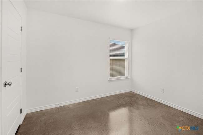Building Photo - 1226 Concord Dr