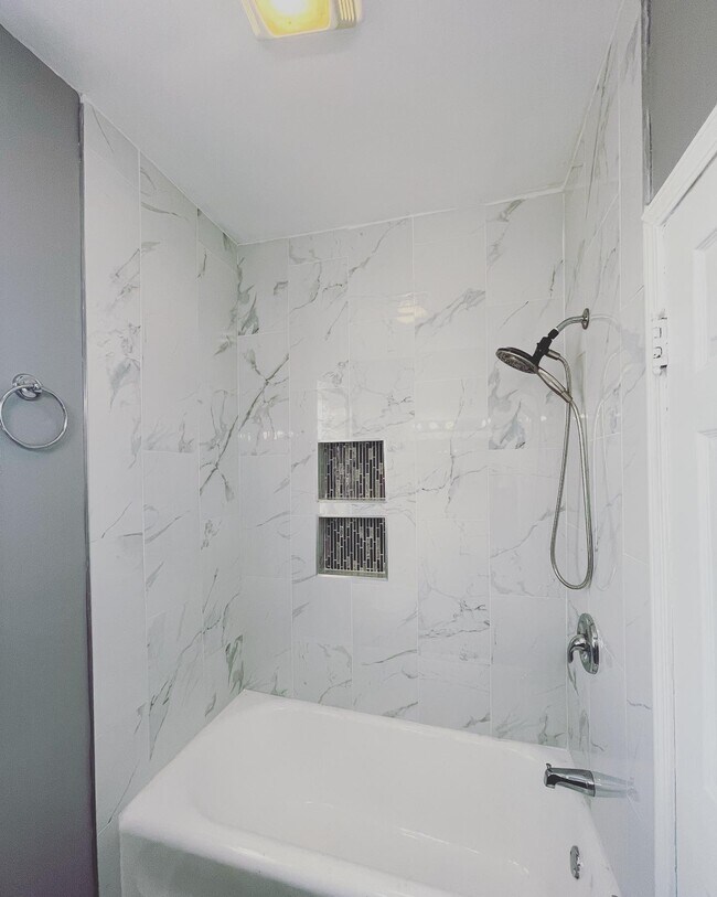 Photo - 8040 S Evans Ave Unidad 3