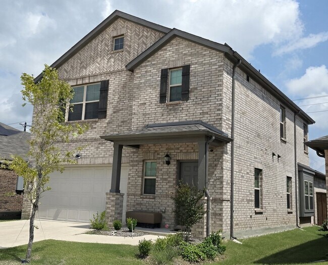 14057 Earlham St