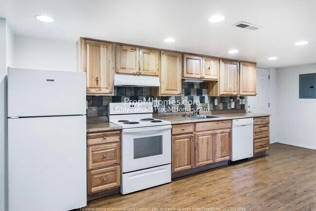 Photo - Unique 1-Bedroom with Bonus Studio – Flexi... Unit 5160 NE Columbia Boulevard - B and C