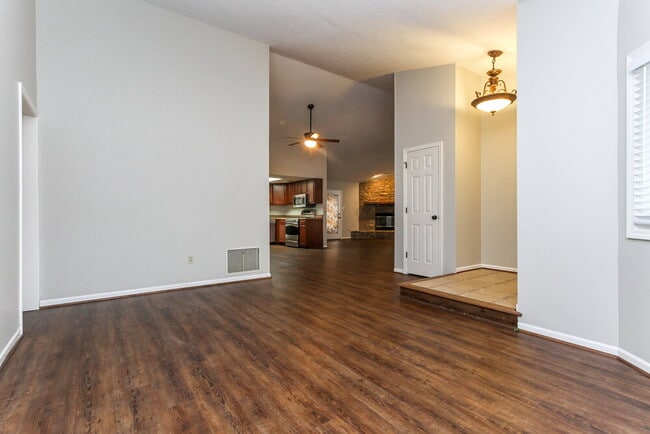 Photo - 9119 Lansburgh Ct