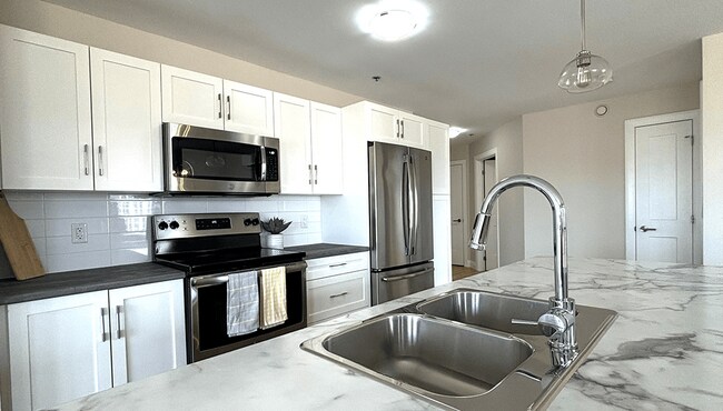 Photo - Leopold Belliveau