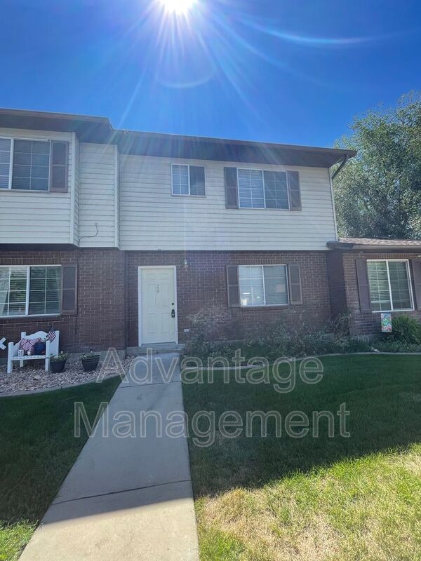 Building Photo - 952 S Freedom Blvd Unit #24