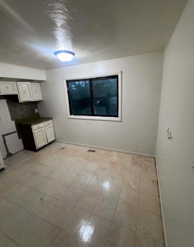 Photo - 64 Whippoorwill Dr