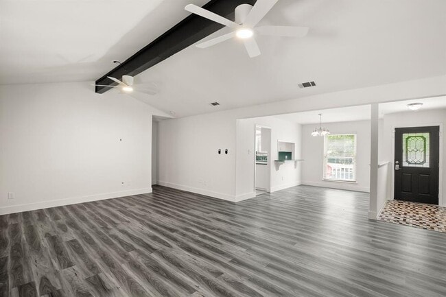 Photo - 15302 Spring Hill Ln