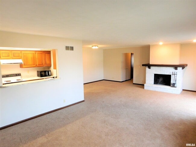 Photo - 1013 E Jackson St