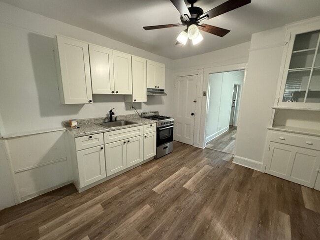 Photo - 195 Forest St Unit 1