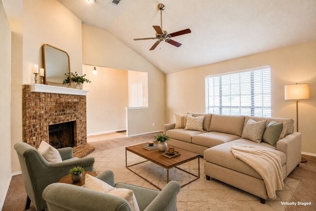 Photo - 1410 Flameleaf Dr