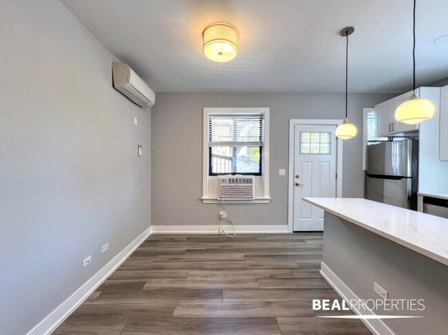 Photo - 1 bedroom in CHICAGO IL 60613 Unidad E1