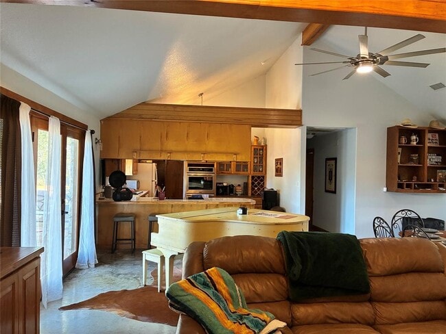 101 River Park Dr