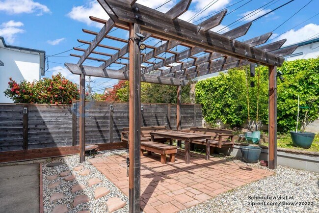 Photo - 12 Cliffside Dr