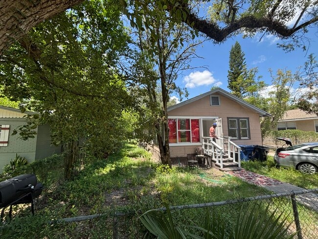 Building Photo - 8410 N Elmer St Rental