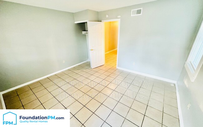 Photo - 3462 Buchanan Ave