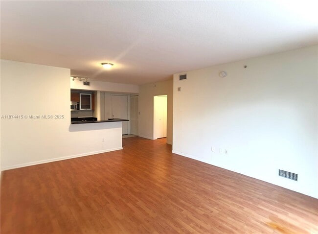Building Photo - 18800 NE 29th Ave Unit 328 Rental