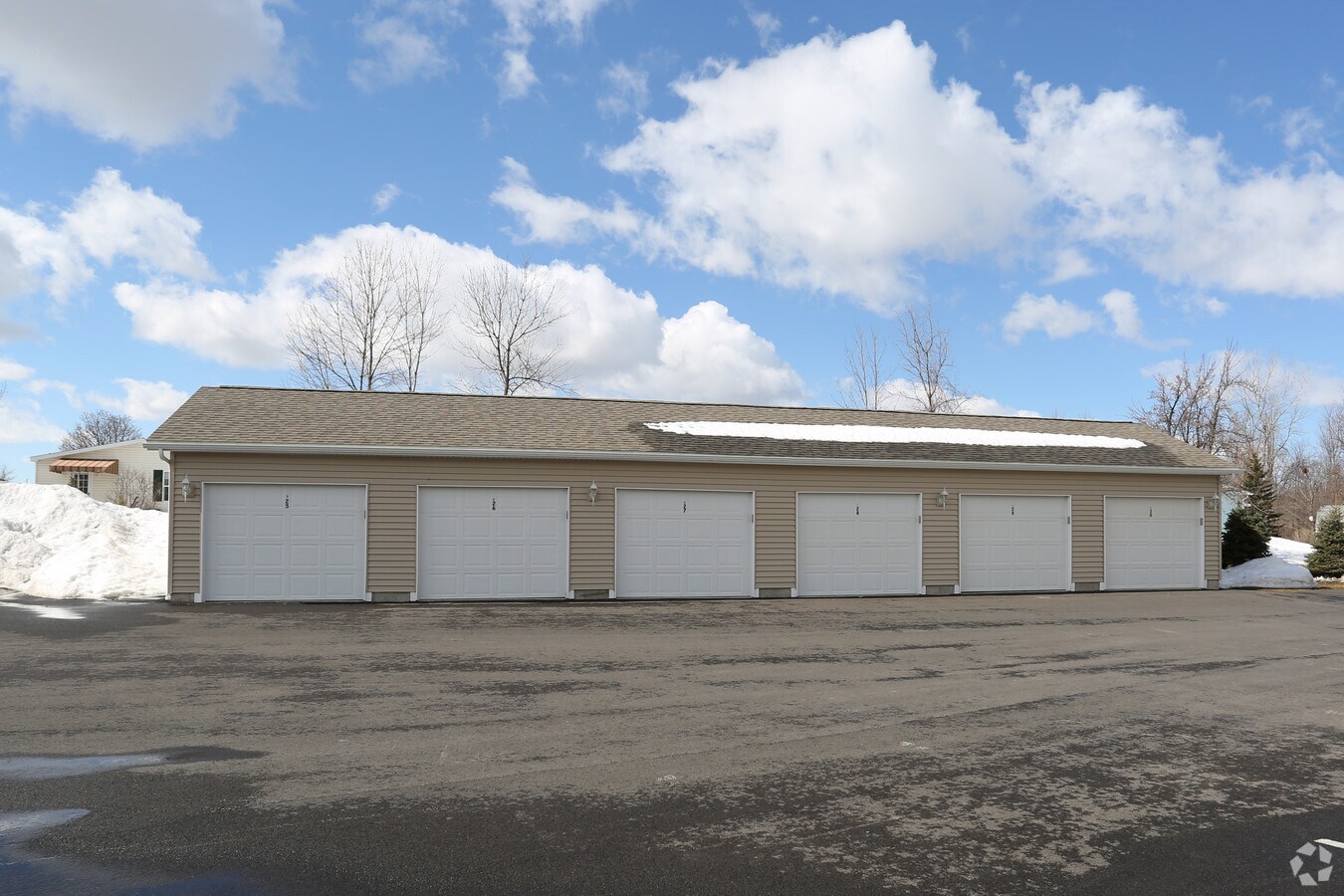 Photo - Gateway Apartments II