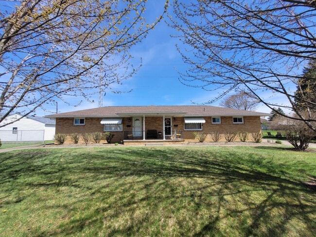 Photo - 338 Overlook Blvd