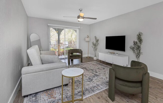 Building Photo - 4311 W Cleveland St Unit ID1369908P