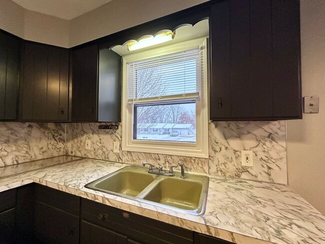 Photo - Two Bedroom Apartment in Walker - $400 Off Move-in by 2/15! Unit 965