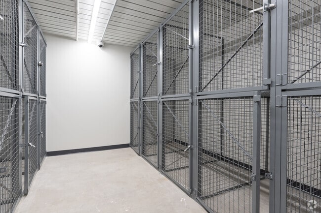 Storage lockers