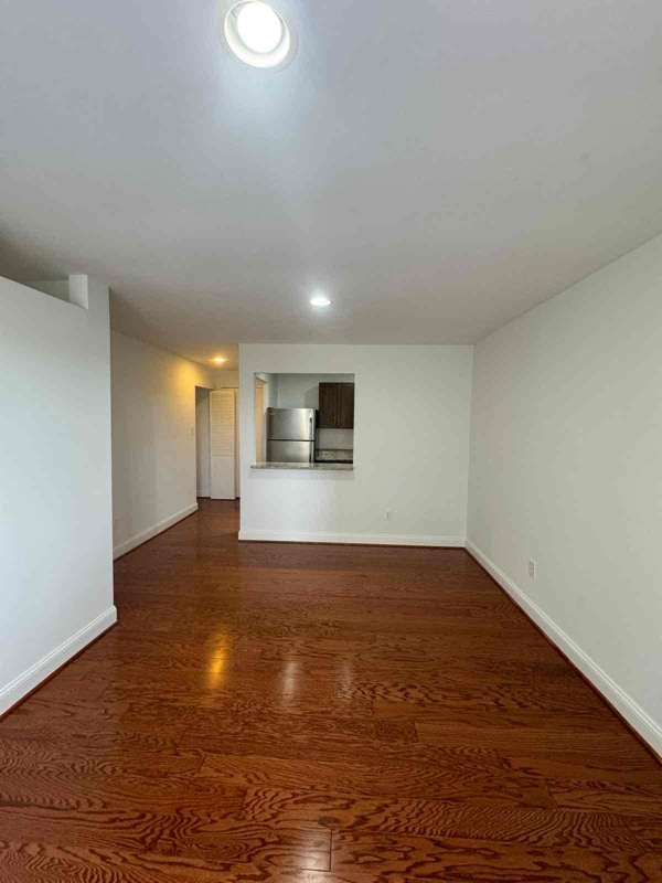 Photo - 3101 S Manchester St Unit 807