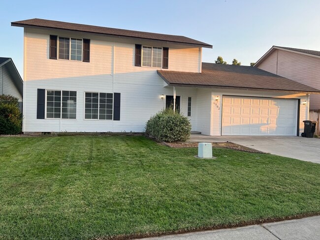 Photo - 6502 Terry Ave