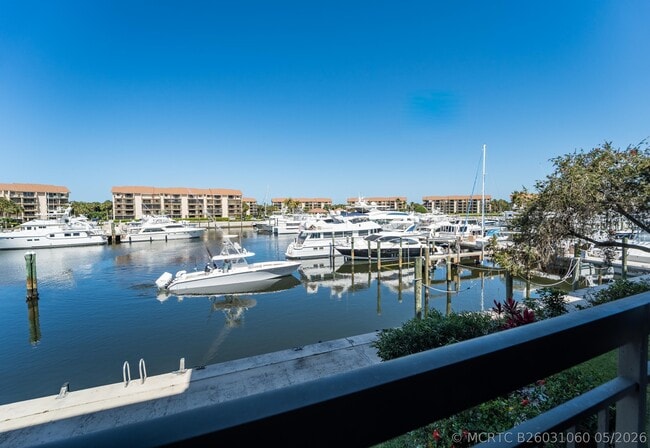 Building Photo - 2501 Marina Isle Way Unit 203
