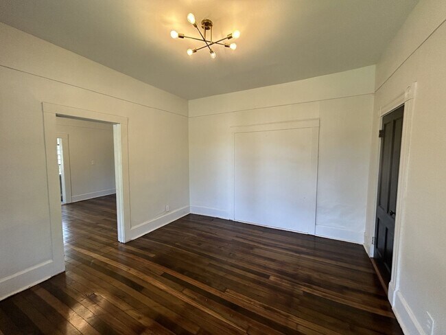 Photo - 701 N High St Unidad 4