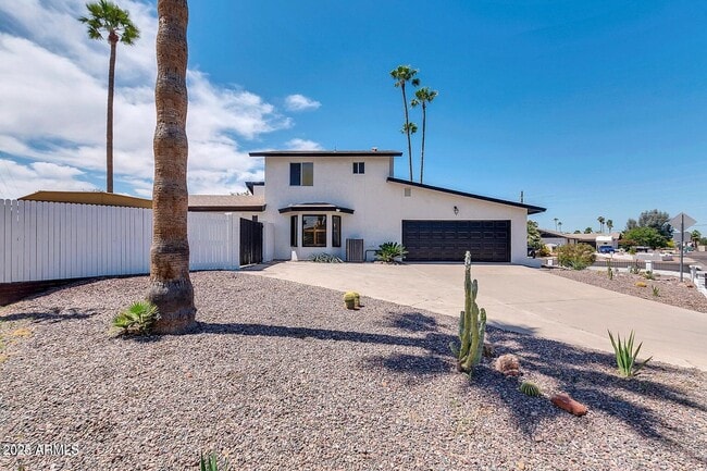 Photo - 1401 W Ocotillo Rd