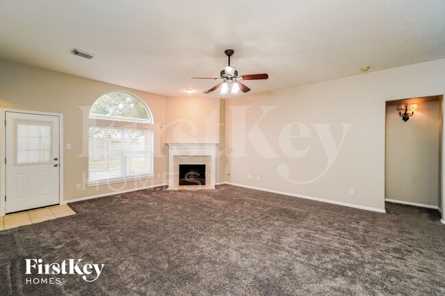 Photo - 323 Diamond Bay Dr