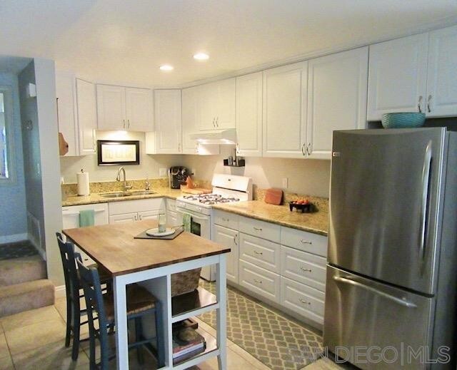 Spacious 2-Bedroom UTC Townhome with Garag... - Spacious 2-Bedroom UTC Townhome with Garag...