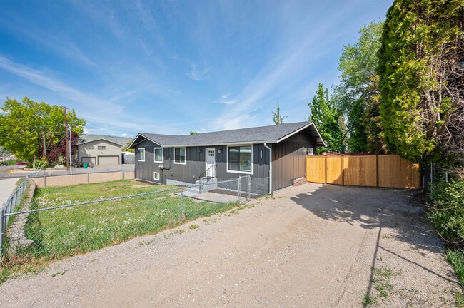 Photo - 1301 Clements Cir Unidad 1301