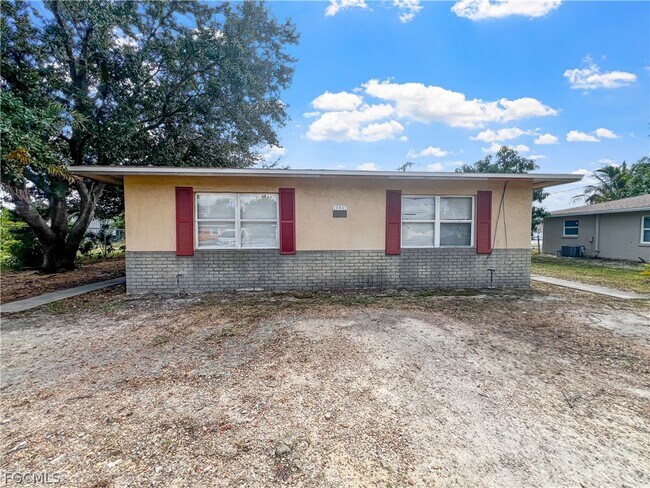 Photo - 13037 First St