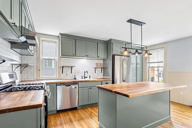 Photo - 14 Horace St