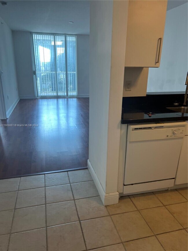 Photo - 1250 S Miami Ave