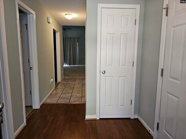 Photo - 876 Sandmyrtle Cir