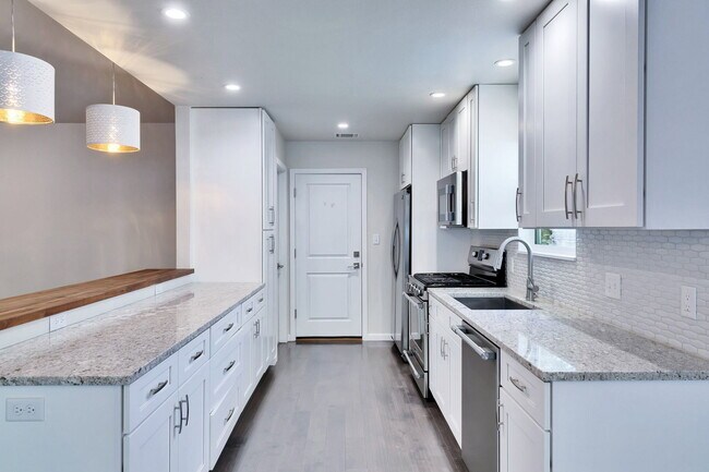 Photo - 2815 Inridge Dr