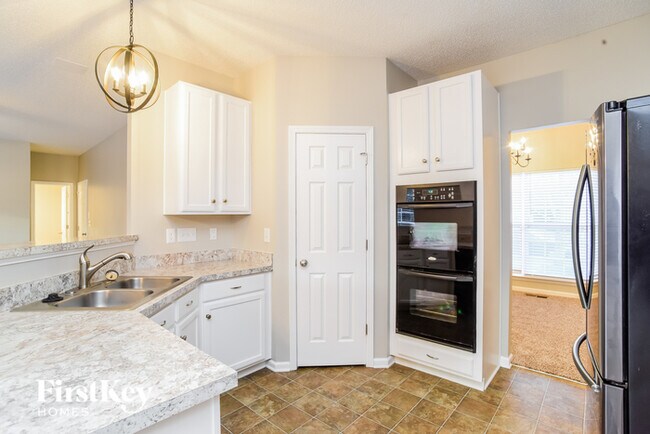 Photo - 4033 Cascade Dr