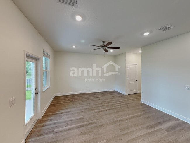 Photo - 6004 Pinewood Ests Dr