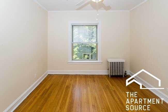 Photo - 914 Crain St Unit B-3N